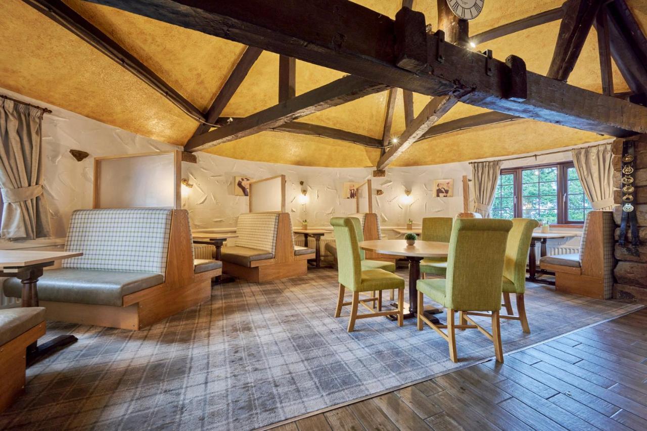 The Old Ginn House Inn Great Clifton Extérieur photo